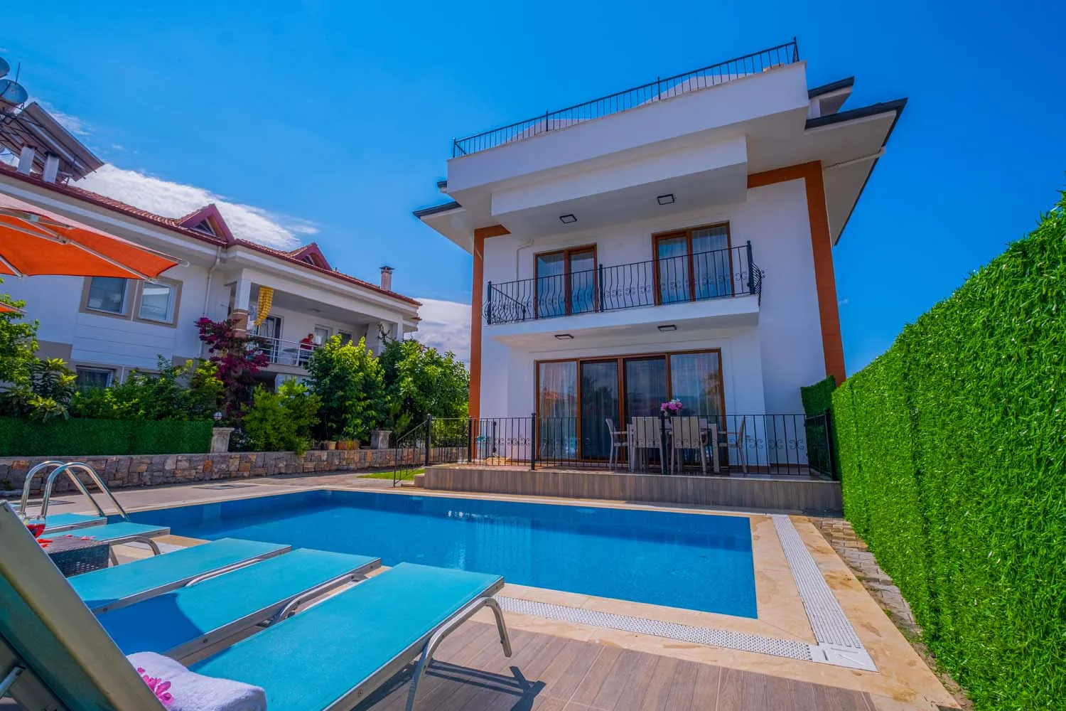 Myra Villa 1
