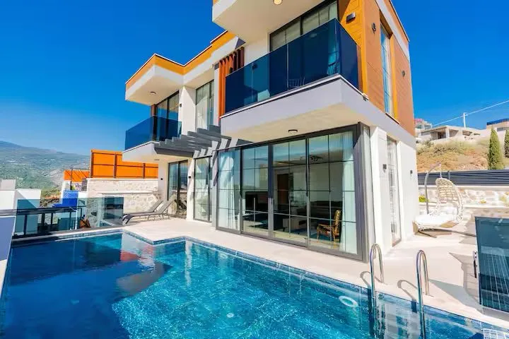 Miel Villa