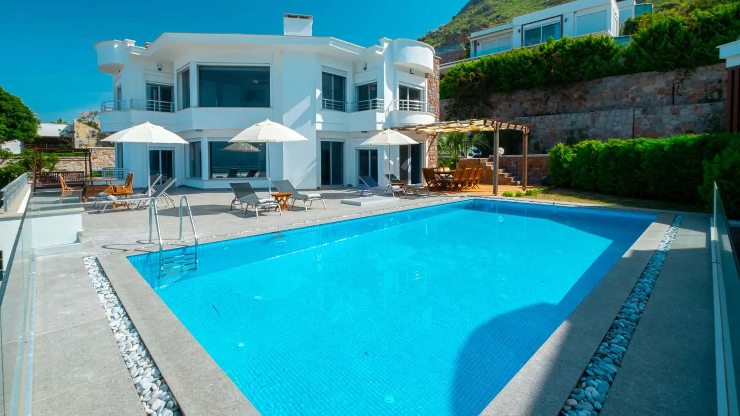 Kassandra Villa BD4124