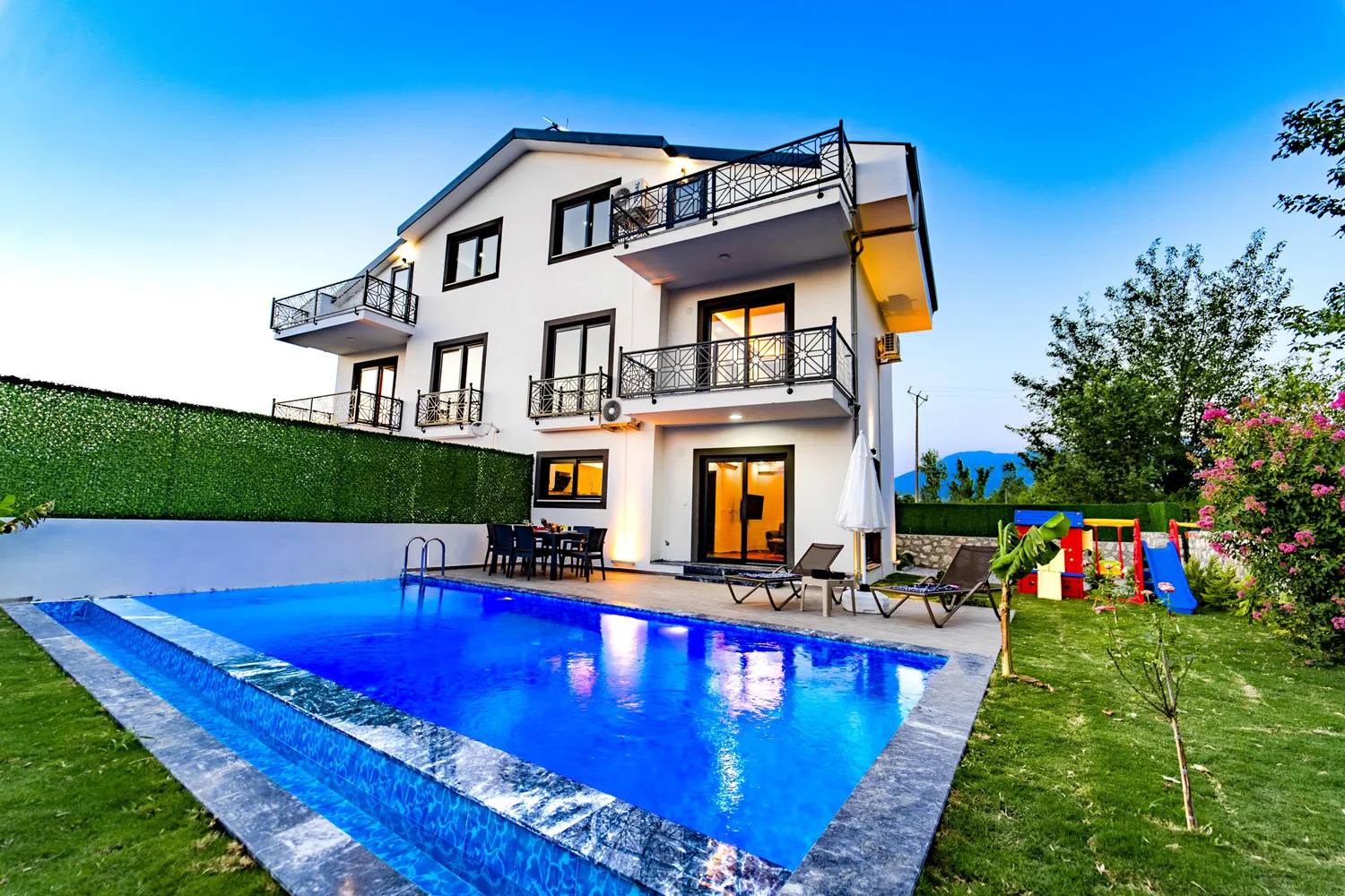 Zena Villa