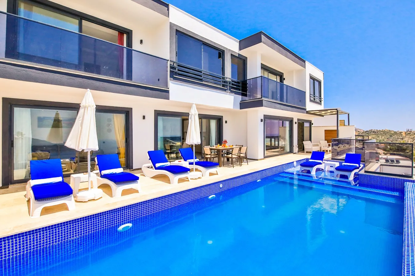 Galaxy Villa