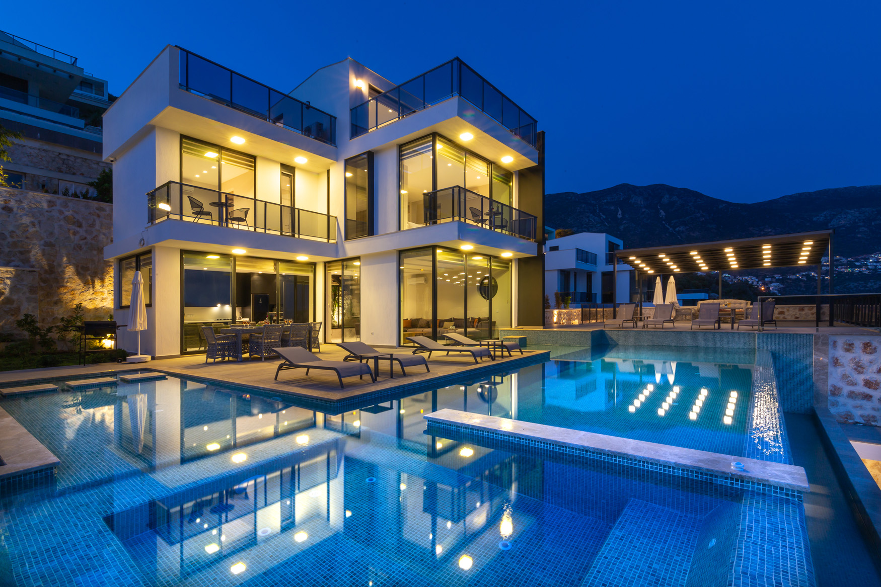 Mirada Villa