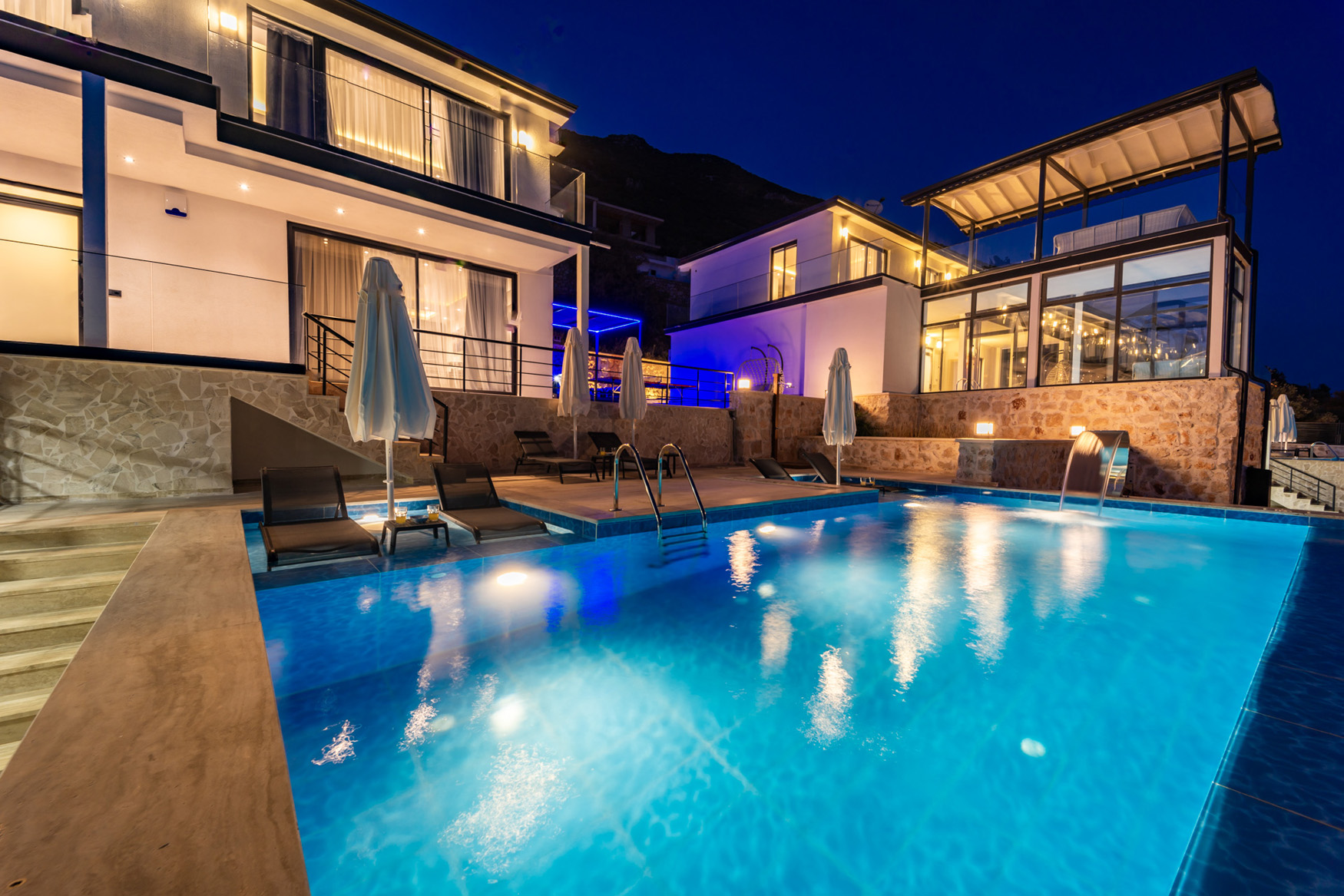Bella Rose Villa