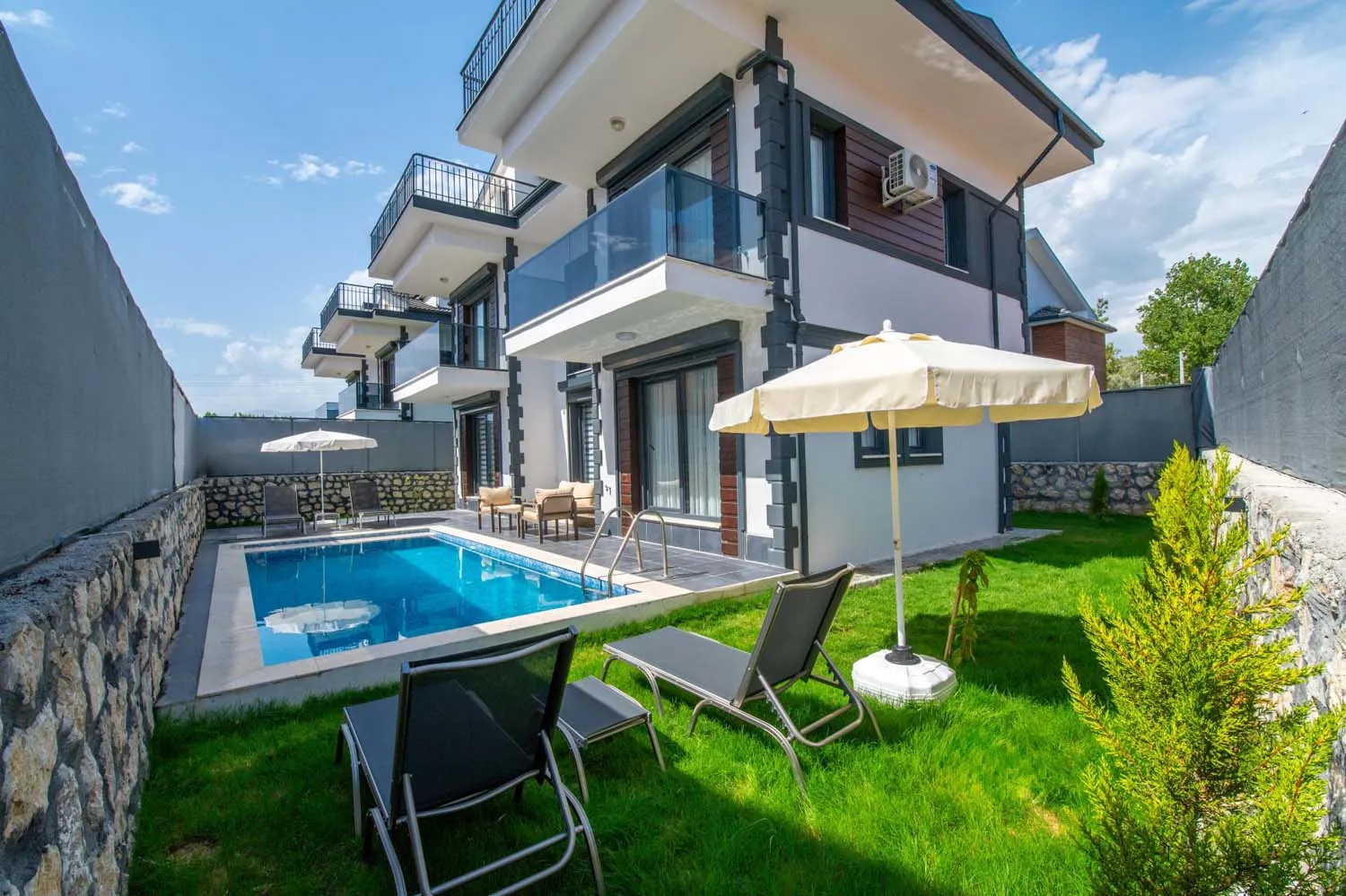 Derinhera Villa 2