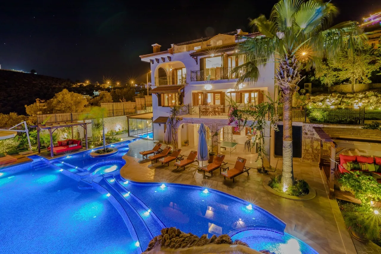 Cactus House Villa