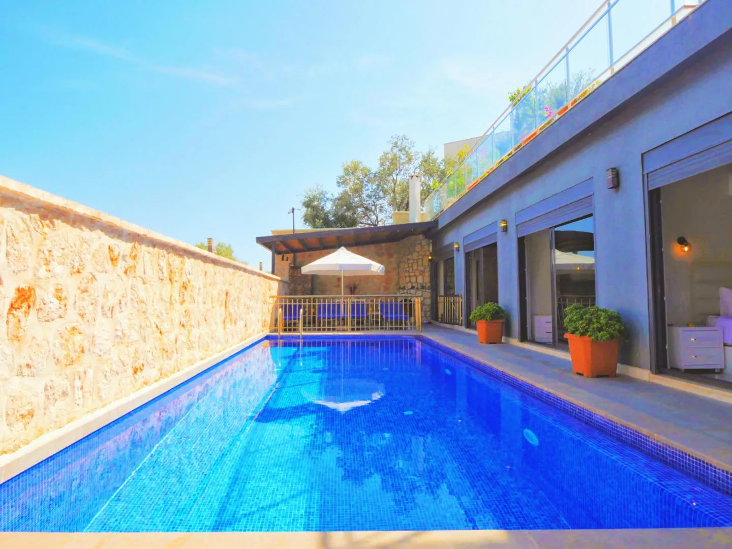 Omaliza Villa
