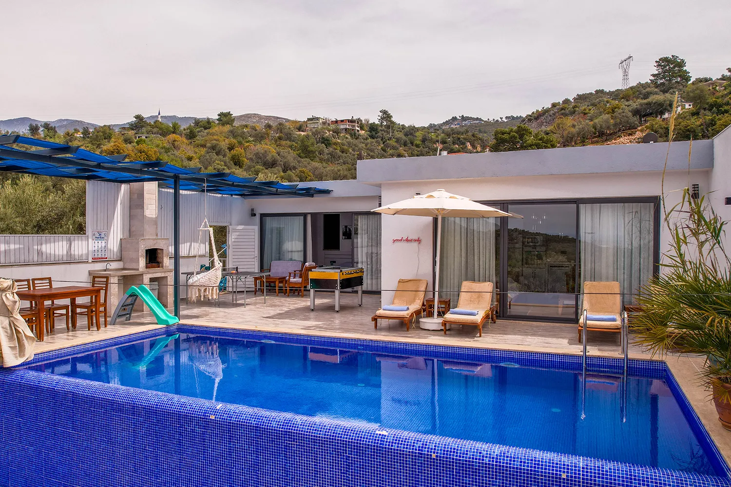 Esra Villa