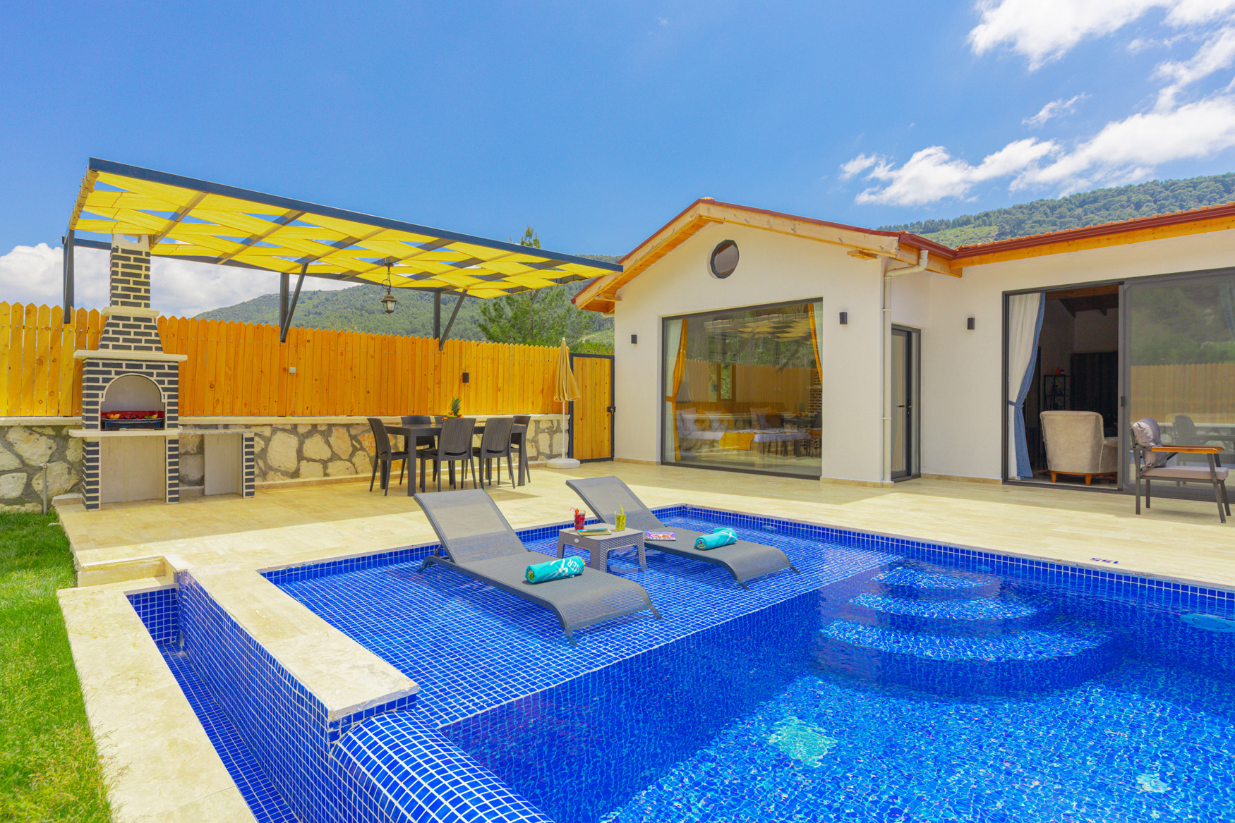Valley Villa