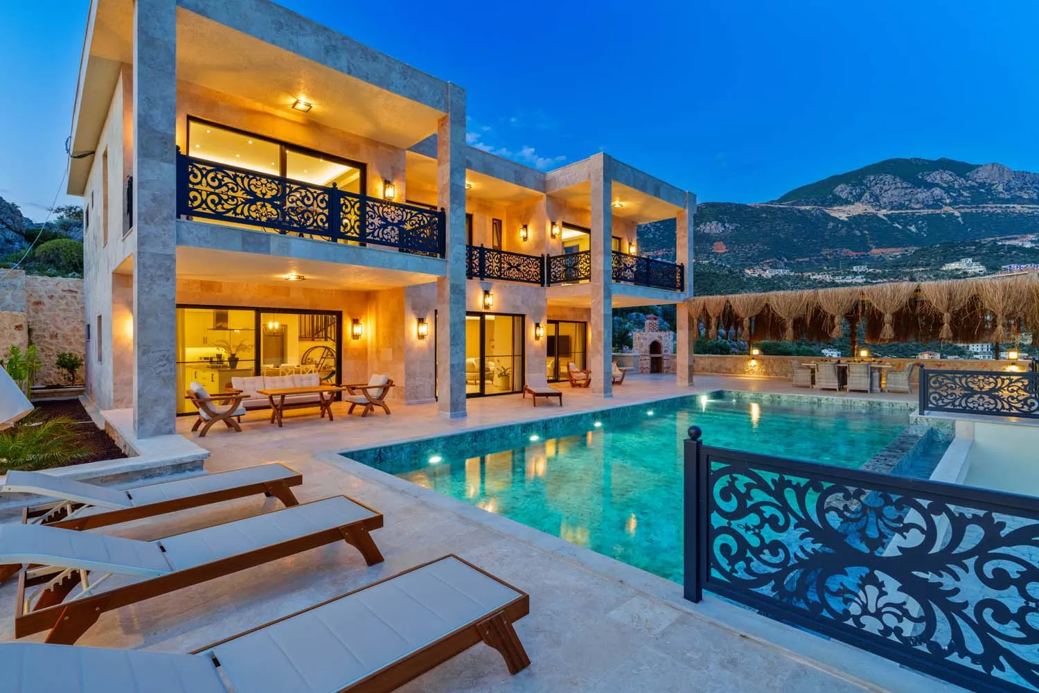 Sultanhan Villa