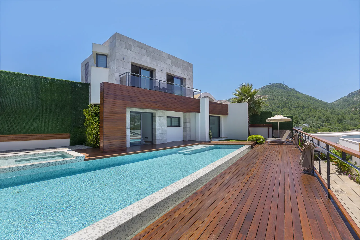Deluxe Villa 423