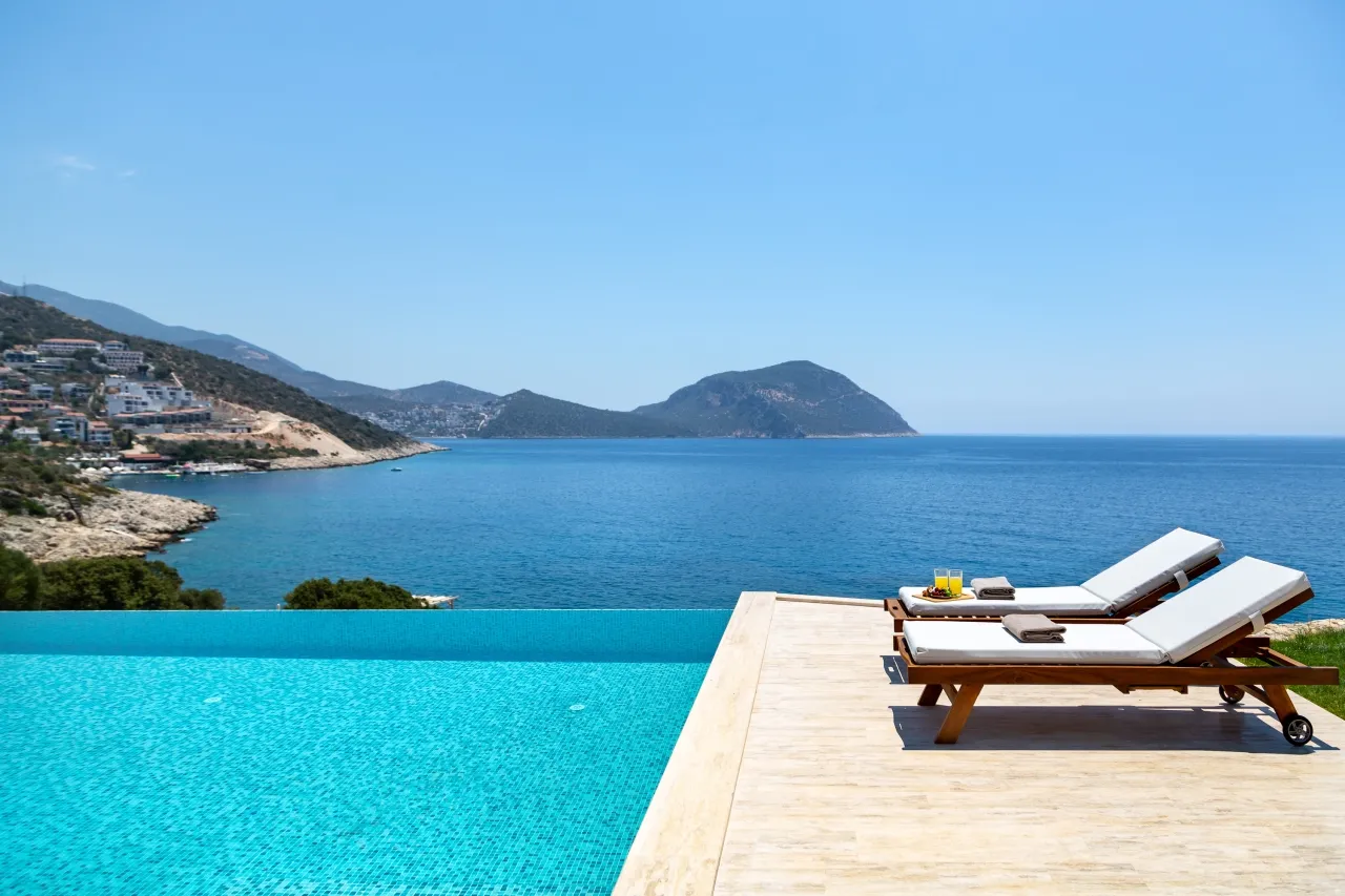 Water Edge Villa 1