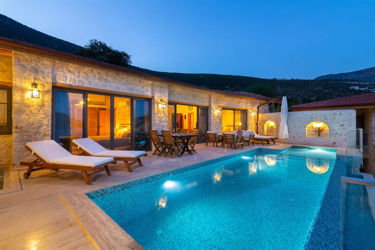 Water Edge Villa 3