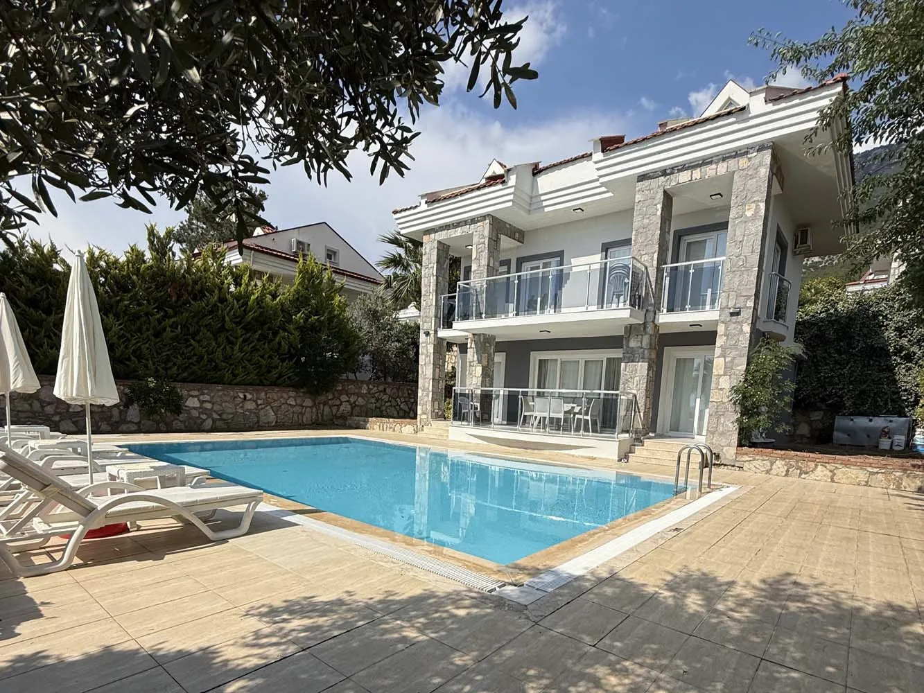 Bella Villa