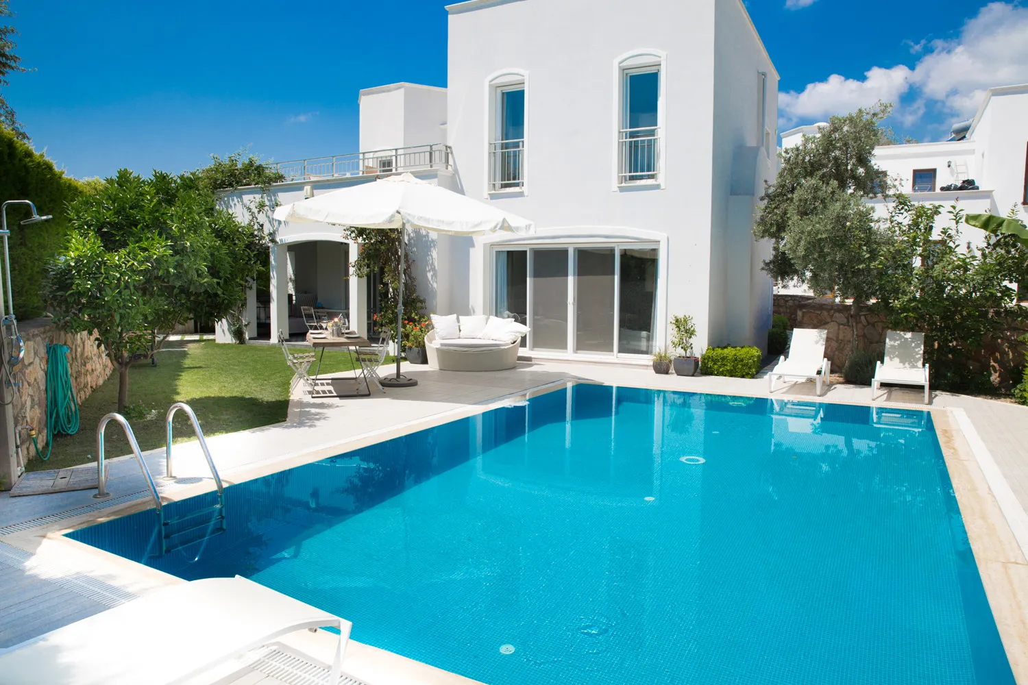 Ares Villa 429