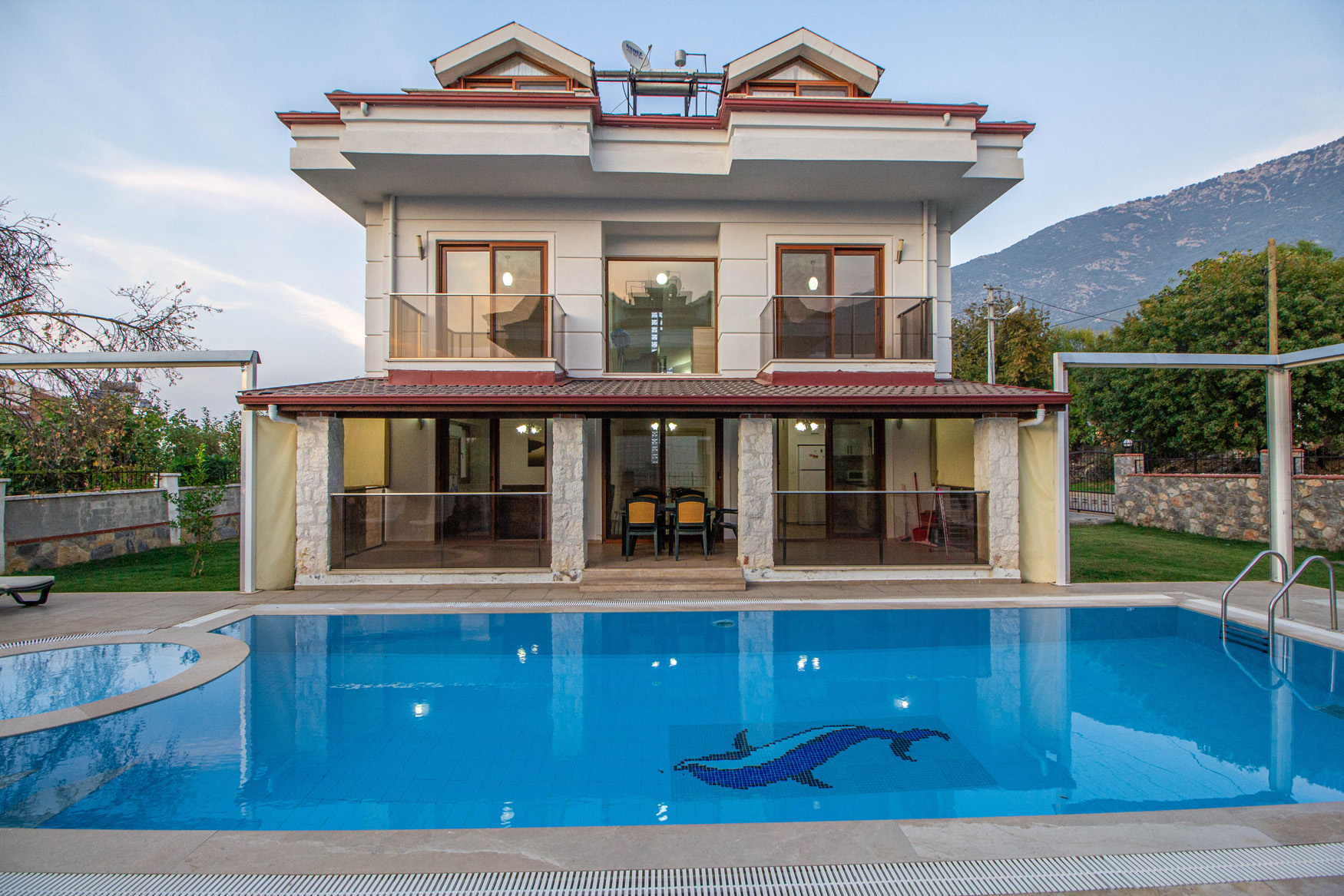 Prestij Makri Villa