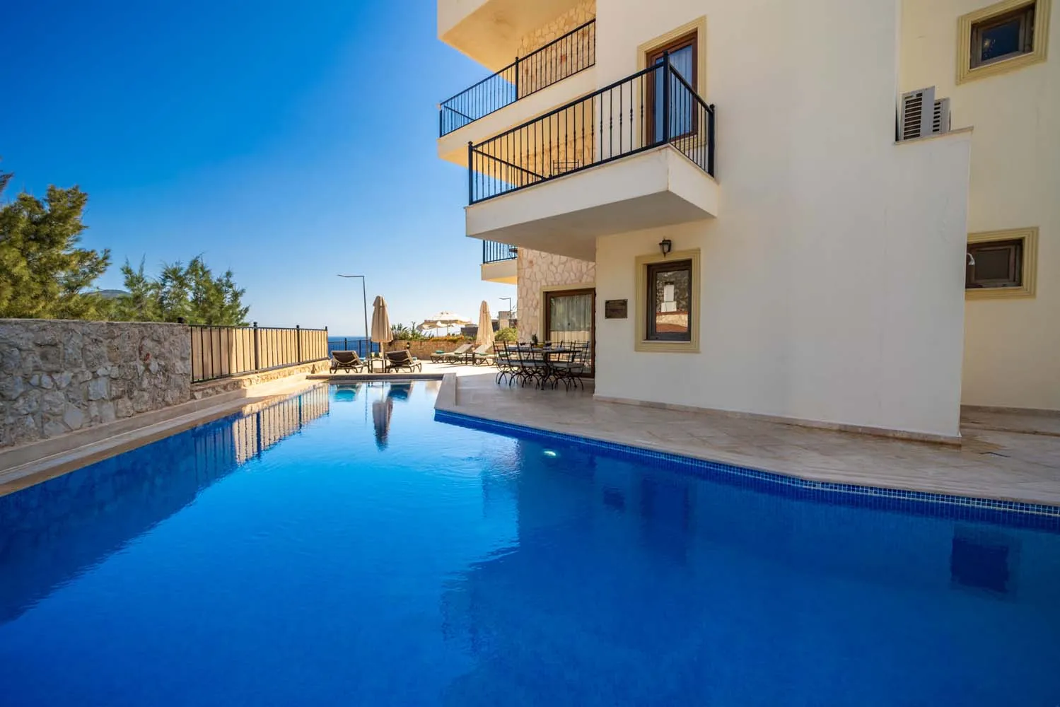 Sarafin Villa