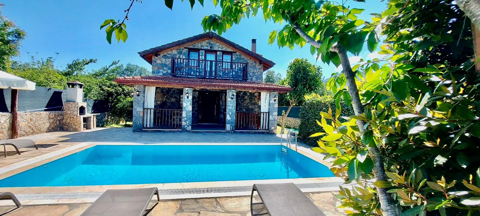 Sedir Villa